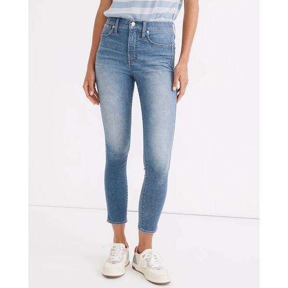 Madewell 10" High-Rise Skinny Crop Jeans in Welling Wash Summerweight Edition 23 - Picture 1 of 8